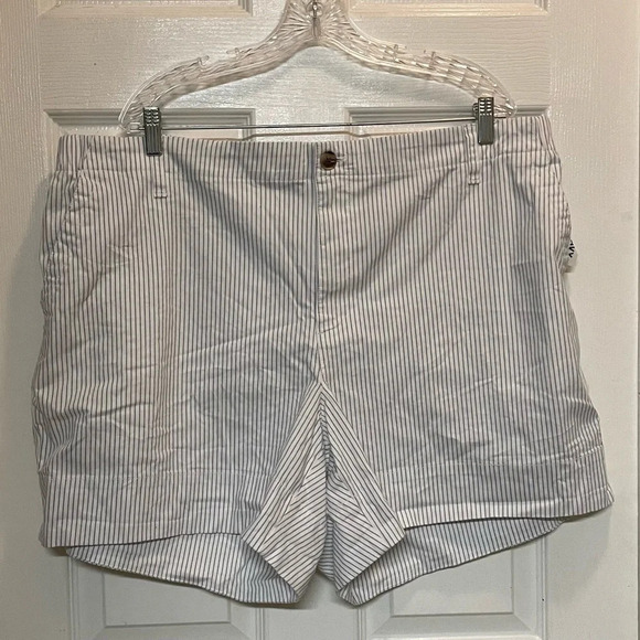 Old Navy NWT Shorts Size XXL Stripes Coastal Preppy Chino 3.5 Inch - Picture 1 of 7
